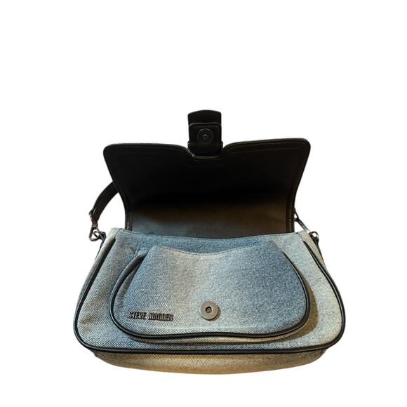 Steve Madden Btorrid denim shoulder bag - like new - Picture 3 of 9